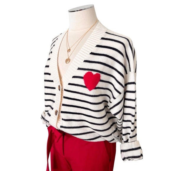 Old Navy Sweaters - New OLD NAVY SoSoft V-Neck Valentine Heart 
Cardigan Sweater Striped Crm Navy M